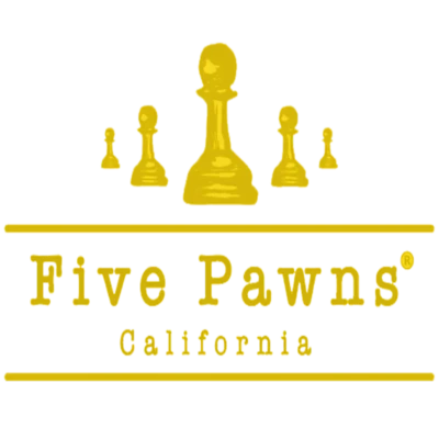 لوگو زرد فایو پانز Five Pawns Logo